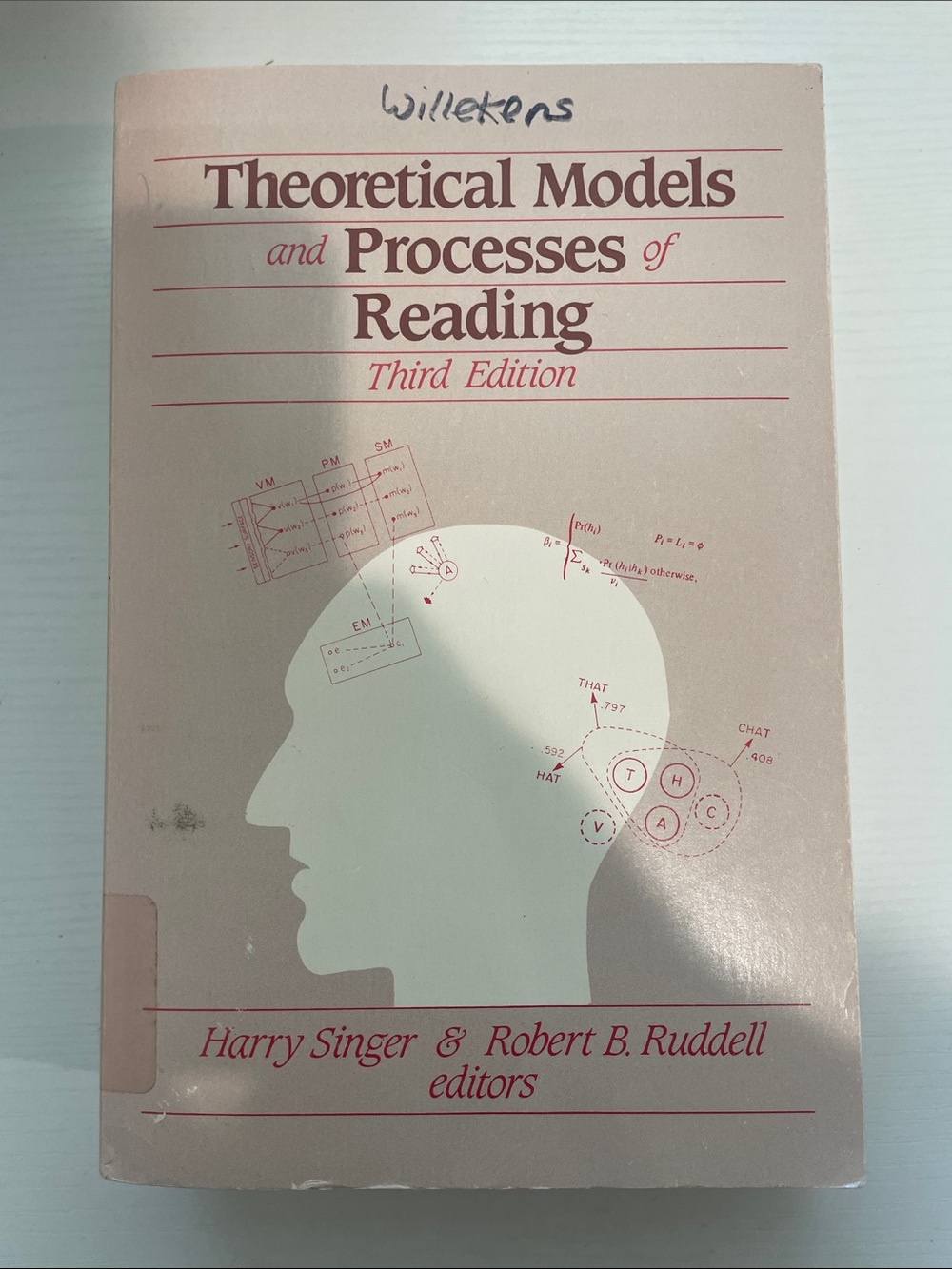 Theoretical Models and Processes of Reading - Beige Cover